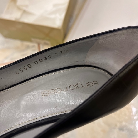 Sergio Rossi BLACK  Patent Leather Round-Toe Platform Pumps! - Picture 16 of 16